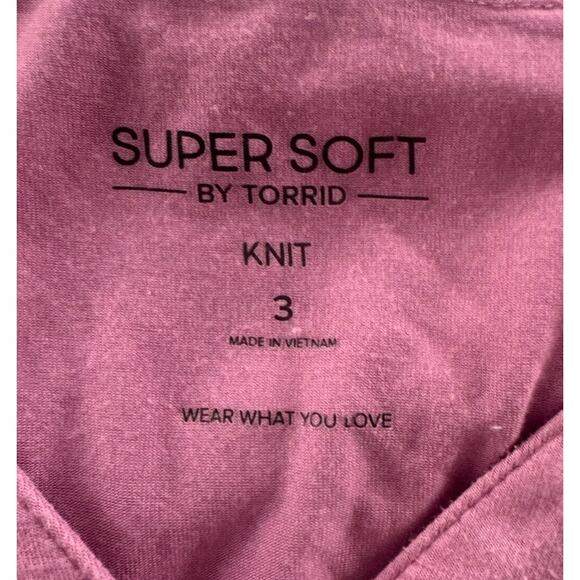 Super Soft Knit by Torrid Womens Size 3 Pink V Neck Peplum - Picture 3 of 9